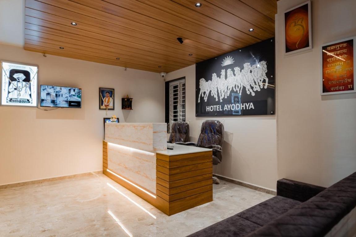 Hotel Ayodhya Virpur Exteriér fotografie